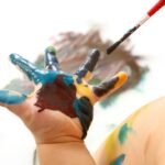 painting hands little dots learning